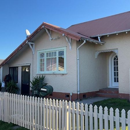 Young Hostel Rotorua Bagian luar foto